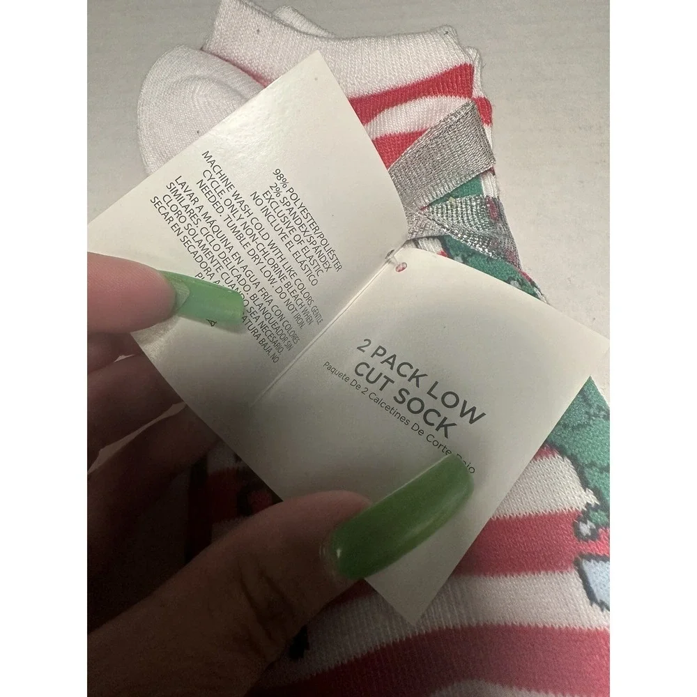 holiday time 2 pairs womens christmas low cut ankle socks size‎ 4-10